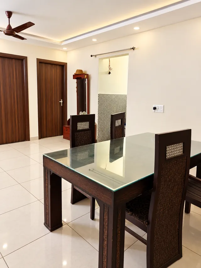 Dining area near the guest rooms
